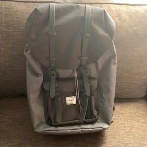 Hershel supply backpack